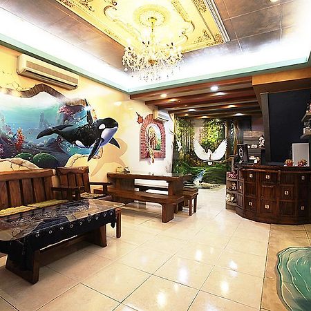 3D Sunflower Embossed B&B Hualien City Exterior photo
