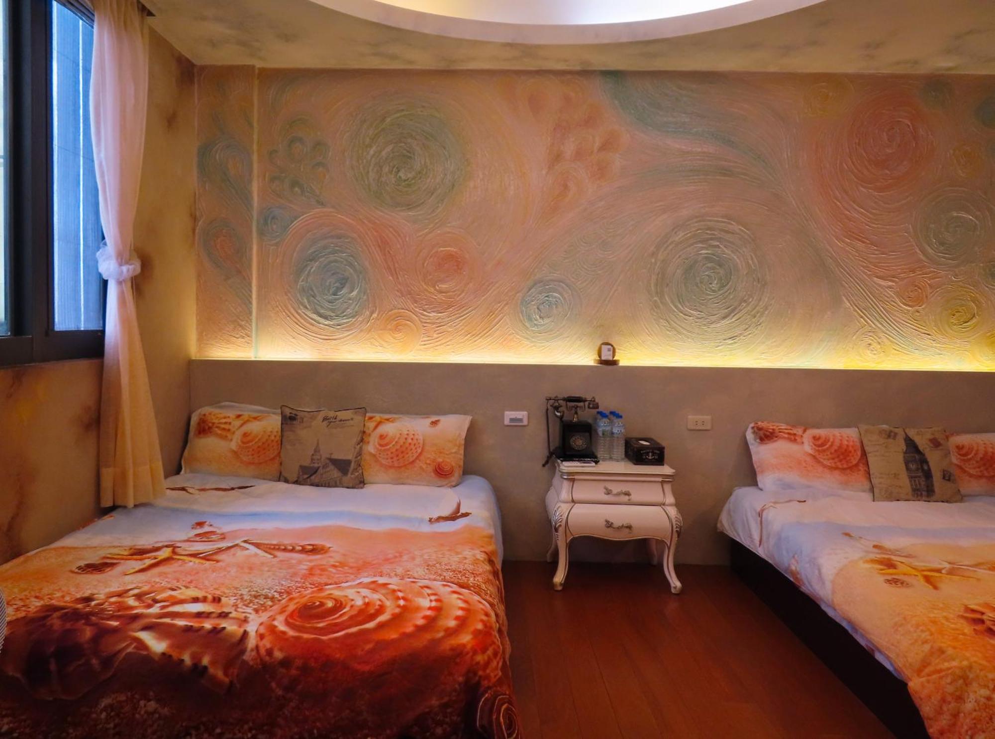 3D Sunflower Embossed B&B Hualien City Exterior photo